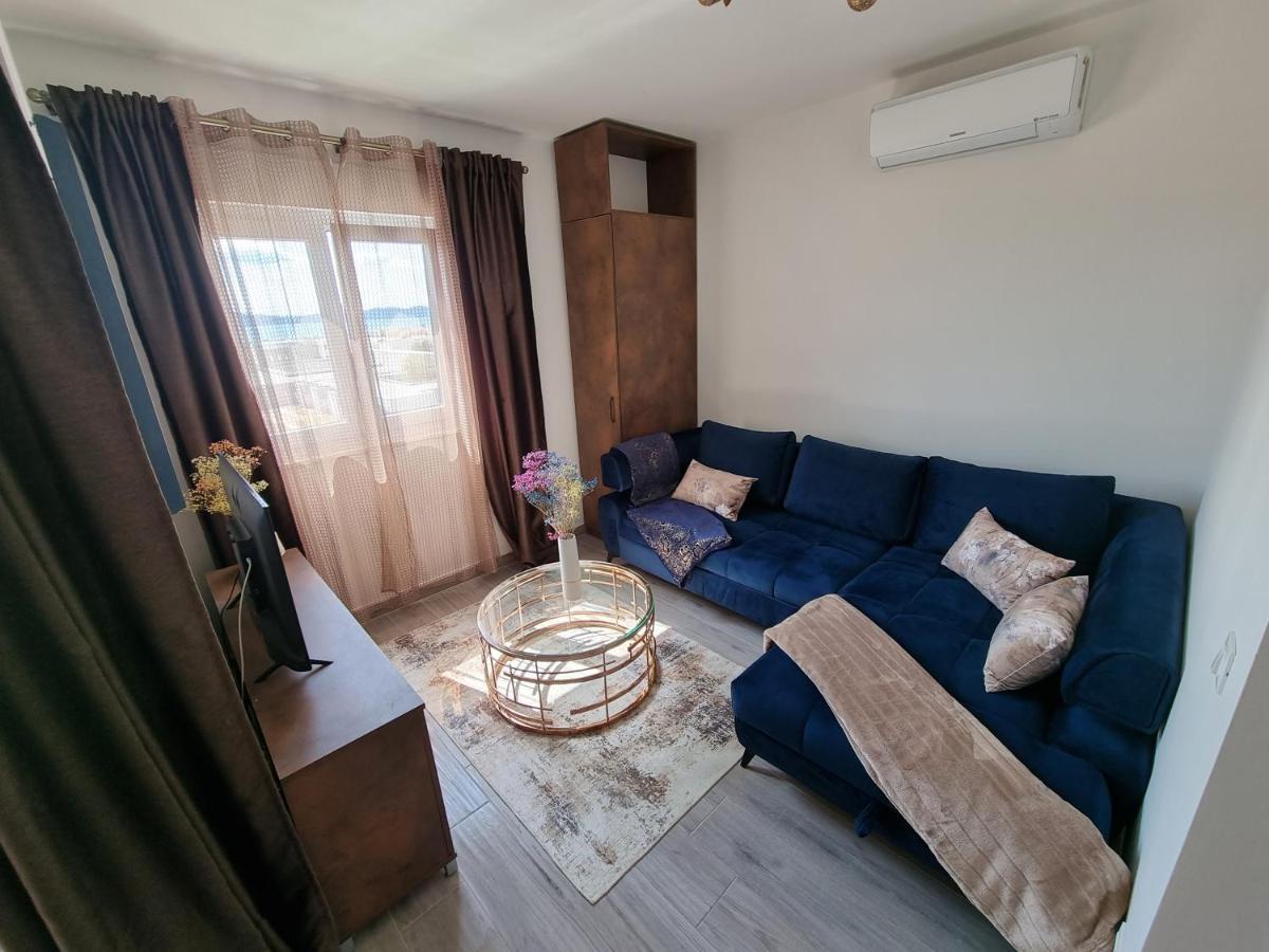Booking Beautifull Studio Apartment Bell With Balcony And Sea View In Zadar Exterior photo